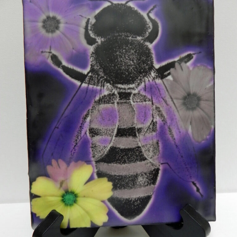 Bee with 3 Flowers - Purple Haze